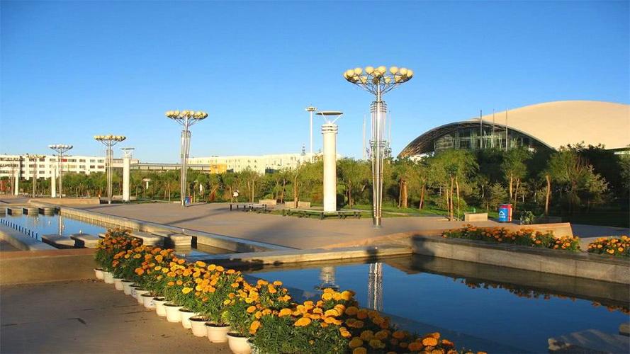 甘肃一座"励志"城市,从小镇一跃成为地级市,与张掖平分秋色