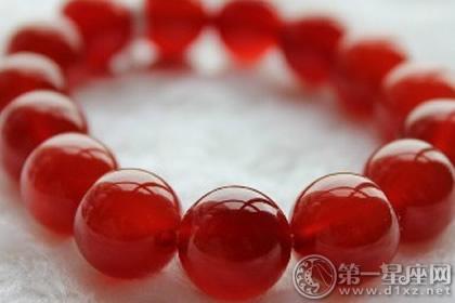 风水红玛瑙手链佩戴的忌讳