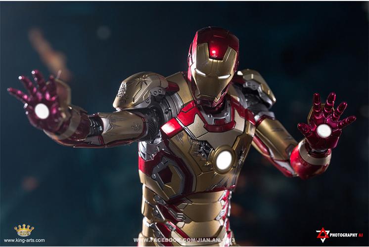 kingartska马克mk42钢铁侠合金可动发光手办模型手办