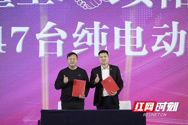 三一重工1000台电动搅拌车燃爆郑州掀起中原地区绿色风暴