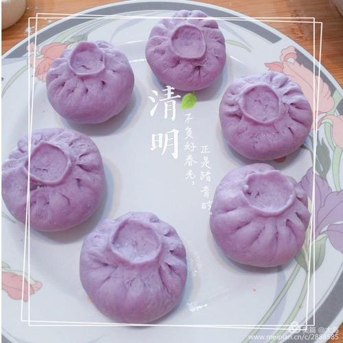 也满足一下我一贯来对紫色的向往          紫包白,卷心菜包子   调