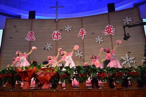 2012年12月25日晚,北京基督教丰台堂"愿你平安"圣诞夜赞美会,舞蹈团契