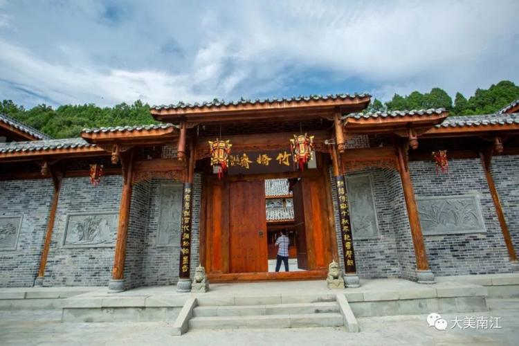 岩洞里的"清代书法艺术展览馆"——苍溪"寻乐书岩"游记