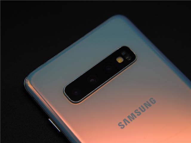 先于时代的十代也是三星手机最后的辉煌