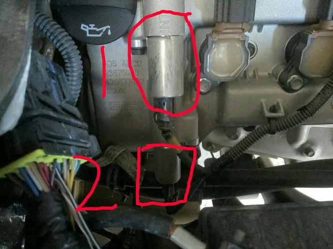 五菱荣光s加机油旁边哪个是什么传感器,它的作用是什么?如何判断故障