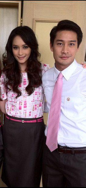 (妒海),《凤凰血》 ——男女主: 纳瓦·君拉纳拉&楠迪·宗拉维蒙