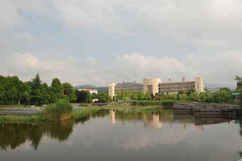 宁波市鄞州区鄞江中学