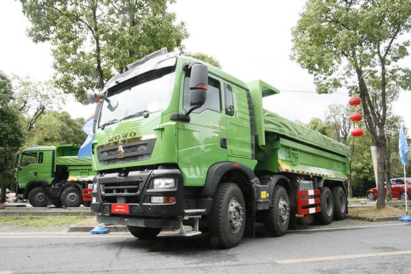 引领行业绿色新风潮重汽豪沃tx智能渣土车品鉴会成功举办