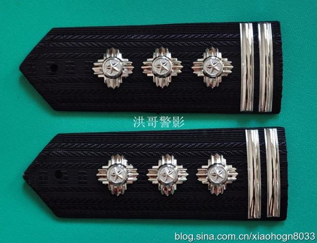 咱的藏品:99式一督改进式警衔(硬)