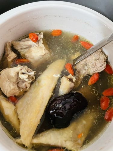 榴莲壳煲鸡汤_榴莲_鸡汤_鸡肉_炖鸡_降火_补肾_哺乳_秋天去哪玩_土鸡