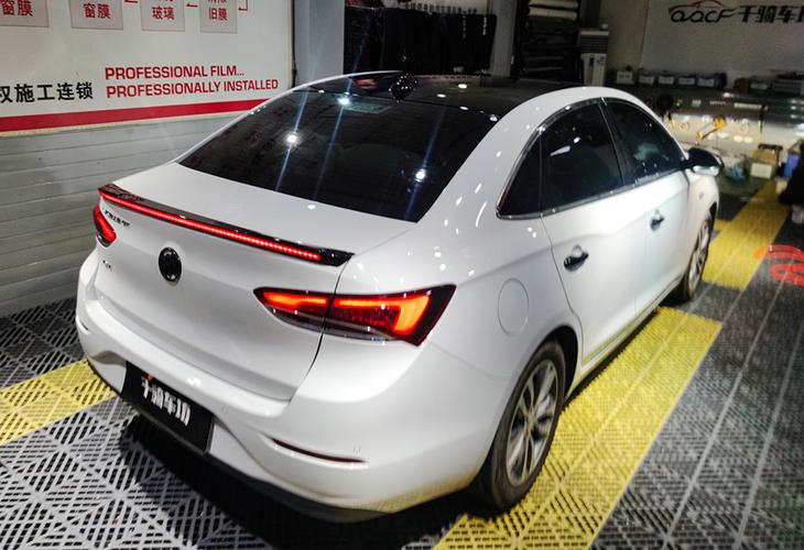 别克英朗亮黑车顶膜汽车外观改色局部改装贴膜