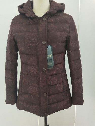 雪国天娇羽绒服新款
