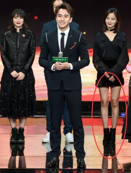 翟天临辛芷蕾恋情曝光!两人互动频繁还甜蜜同游,简直配一脸!