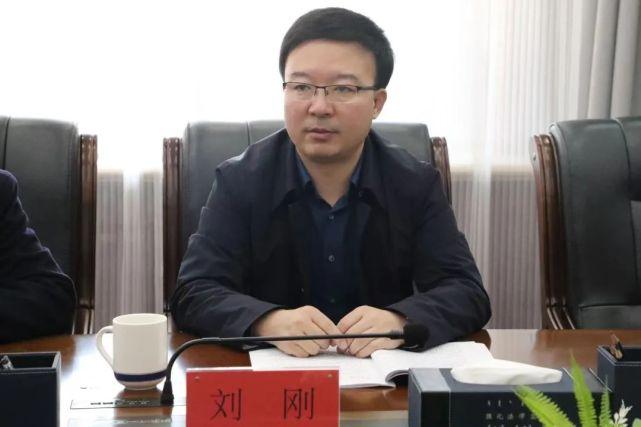 盟委政法委常务副书记赵国荣一行到科右前旗检察院调研督导市域社会