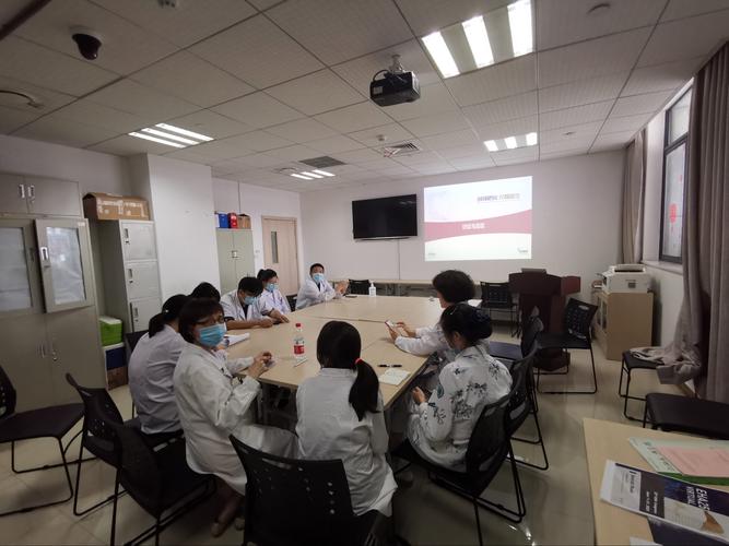 "创领靶向,光耀新生"肿瘤医院线下科室会