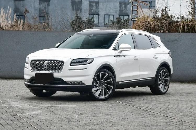 suv林肯航海家中配322马力8at典型的豪华车