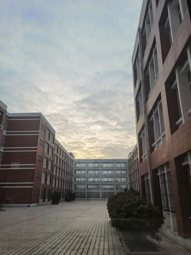 欢迎大家报考齐鲁师范学院呀_齐鲁师范学院章丘校区攻略_齐鲁师范学院