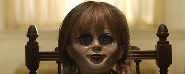 安拉贝尔和瓦拉克的关系安娜贝尔为什么会在招魂里面出现