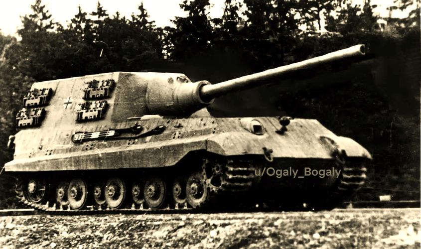 猎虎坦克的演变:从设计废案到游戏中的多款型号