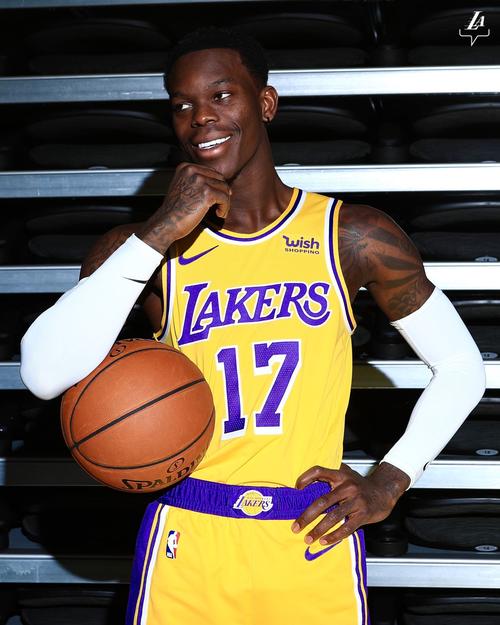 湖人定妆照强力新援施罗德