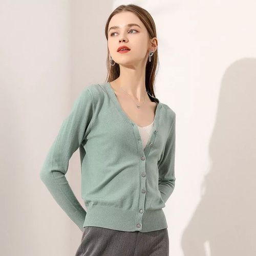 针织开衫的4种穿法,第二种也太太太气质了吧