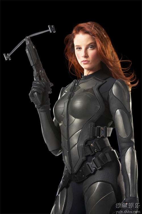 《特种部队》人物造型:瑞秋-妮可丝(斯嘉蕾)