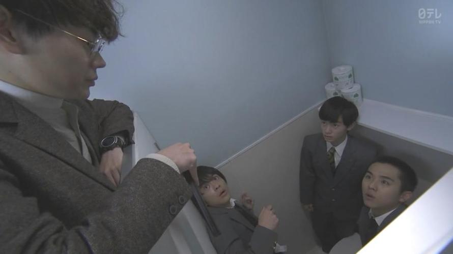 3年a班 -从现在起,大家都是人质