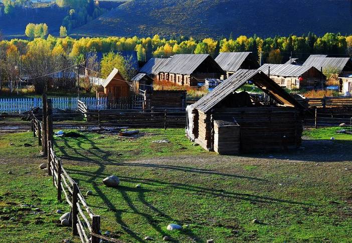 【西游户外】金秋9月两期"白哈巴-喀纳斯-禾木经典穿越摄影游"