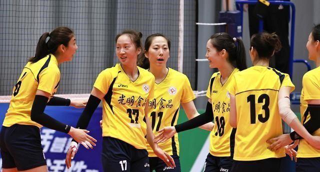 金软景拉尔森领衔上海女排14人冲冠名单秦思宇王音迪不在列