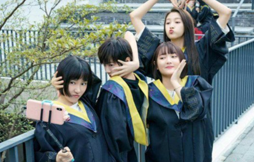 二十不惑,李庚希