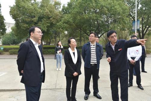 省商务厅党组成员,副厅长罗璇莅临学院视察调研-江西