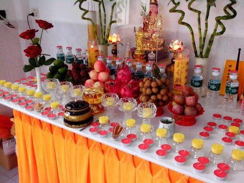 是真的吗?佛教讲究过午不食,下午真的不能供佛吗