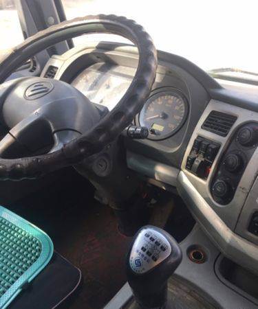 欧曼 重型 前四后八 自卸车