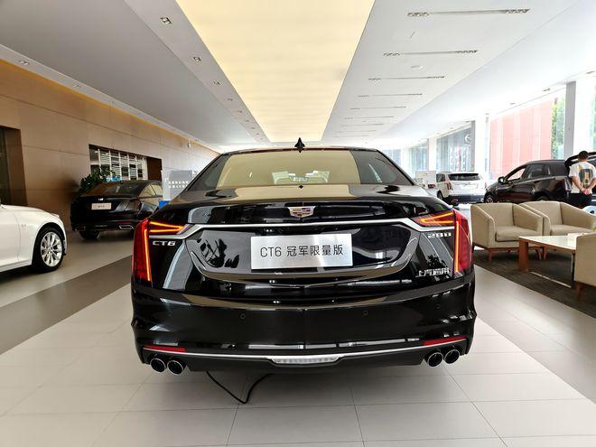 上汽通用凯迪拉克4s店,针对旗下凯迪拉克ct6车型给出了最高15万元的