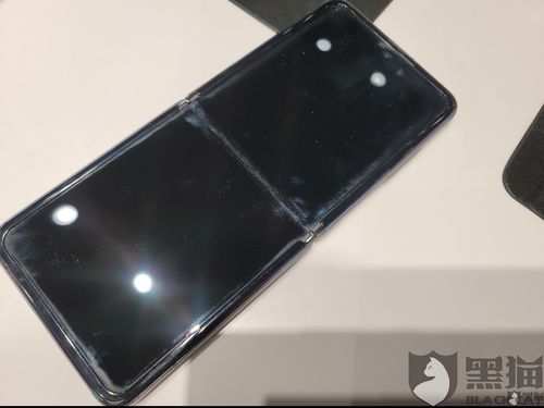 三星折叠屏,屏幕折痕,厂家不予换屏