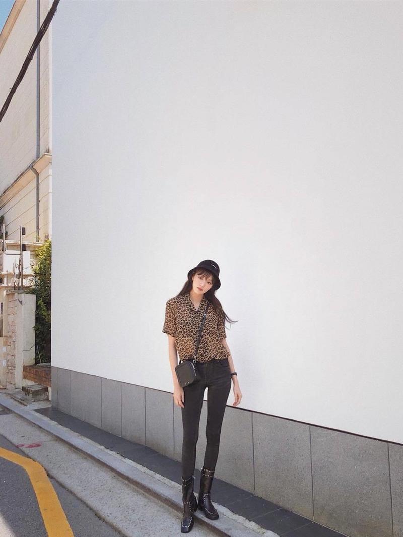 175cm李圣经,首尔时装周走秀,不愧是韩国模特界穿搭女王