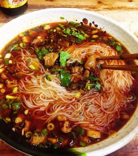 好心情从清早的一碗绵阳米粉开始