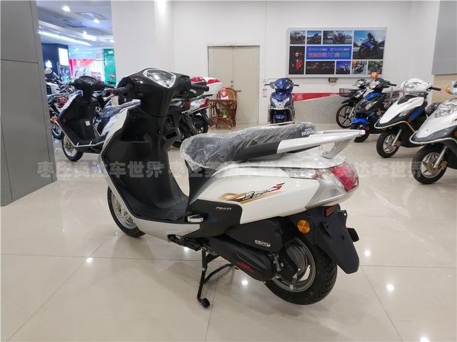 五羊本田睿影110国四wh110t-7b