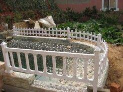 供应户外白色坚固优质pvc护栏