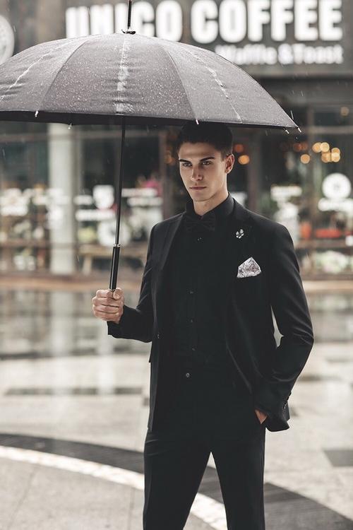 敬业商务外籍男模andrei