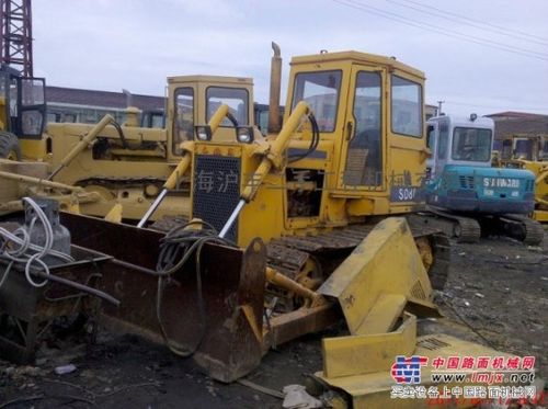 东方红75推土机启动方式