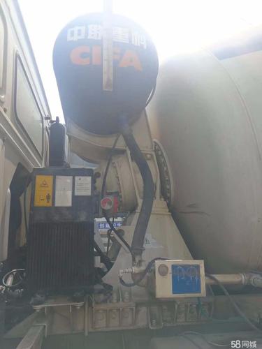 转让 水泥罐车中联重科12方二手豪沃搅拌车车况好