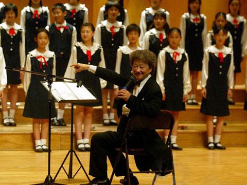 杨鸿年,中国著名指挥家,教育家,国际童声合唱及表演艺术协会副主席