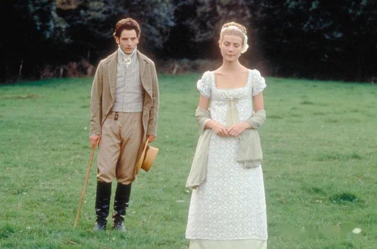 电影中的"帝政风":华丽优雅,气场一米八!