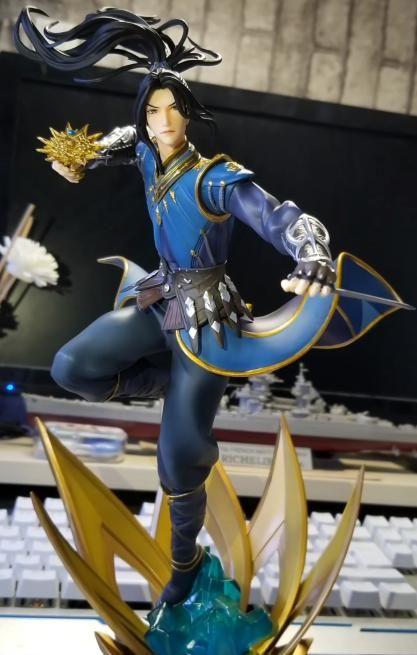 唐三最帅气的形象遭吐槽面部崩塌表情不自然价格不一般