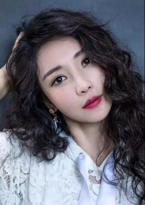 发型种草 ▏港真的,2020年了我还是想走复古港风!