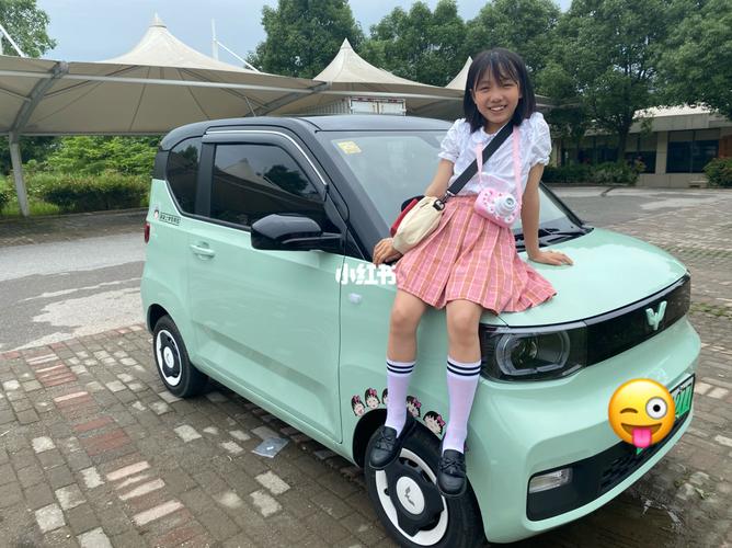 五菱宏光mini马卡龙牛油果绿黑顶终于提车啦_提车_五菱宏光mini_牛油