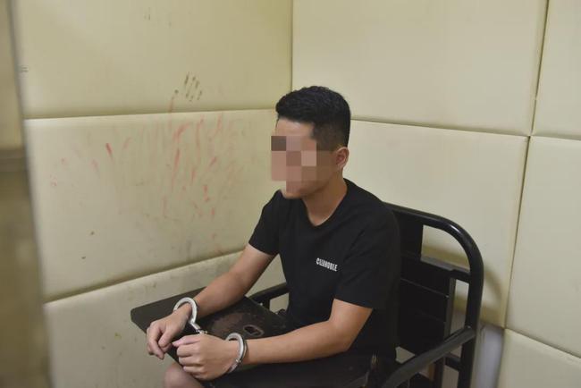 汕头警方统一行动,某理发店涉黄,7人被抓