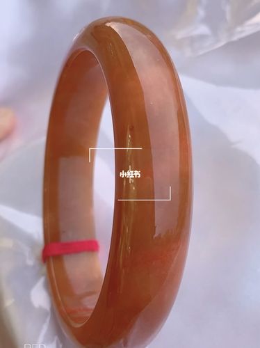 难得一见满满红翡翠手镯_翡翠_翡翠手镯_手镯_珠宝_时尚_配饰