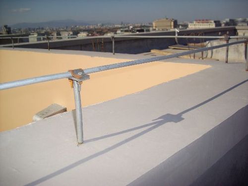 建筑物屋面避雷带敷设